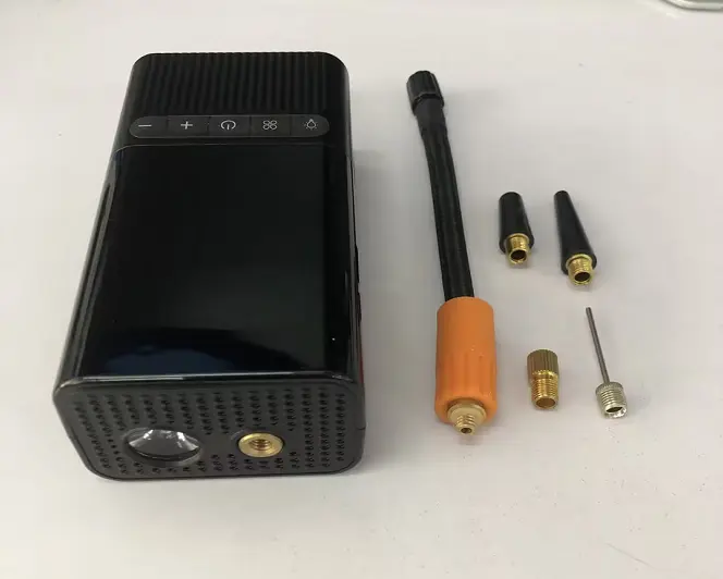Compresseur de pneus portable USB-C avec écran LCD et lampe LED
