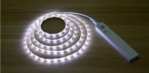 Ruban LED à détecteur de mouvement pour sous-meuble, 1 à 3 m